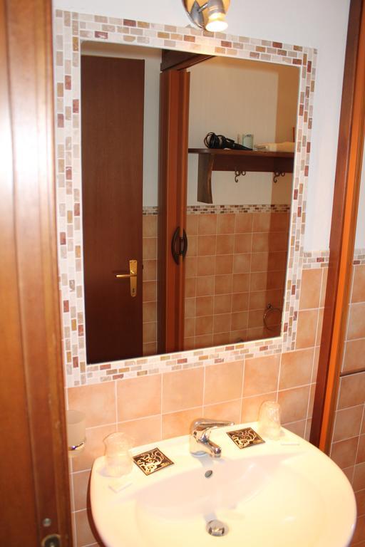 Agriturismo Borgo Pirolino Orvieto Habitación foto